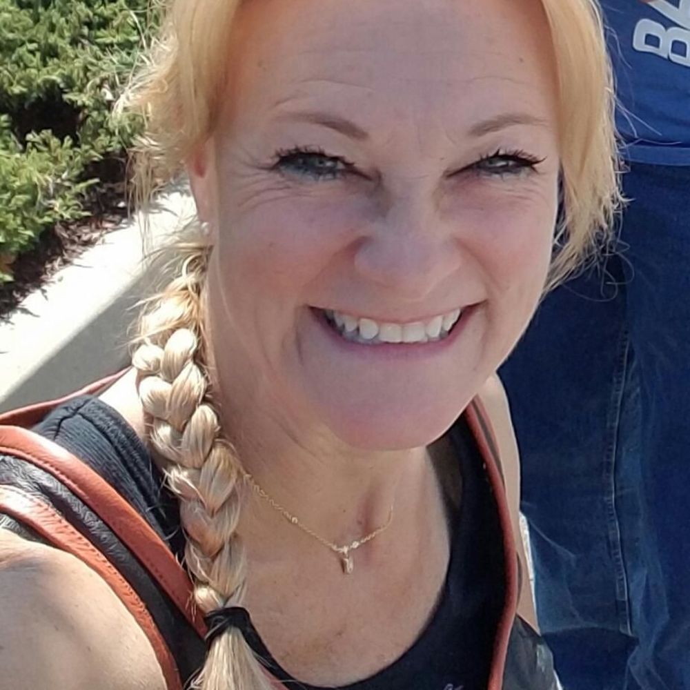 Meet your Posher, Stacy